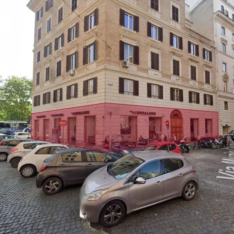 negozio in affitto a Roma in zona Rione Prati