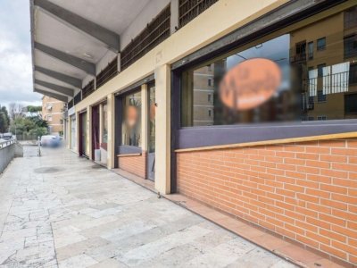 negozio in affitto a Roma in zona Ostiense