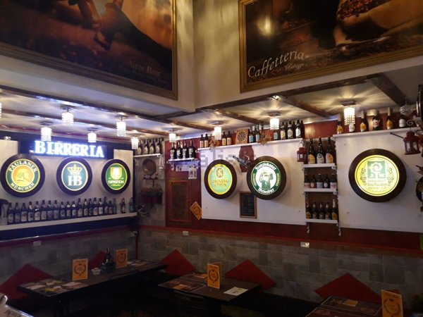 locale commerciale in affitto a Roma in zona Salario