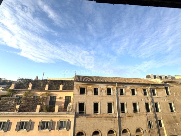 appartamento in affitto a Roma in zona Rione Monti/Campitelli
