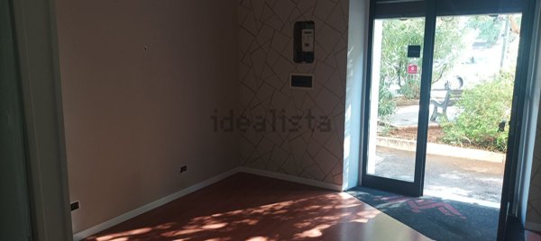ufficio in affitto a Roma in zona Tuscolano