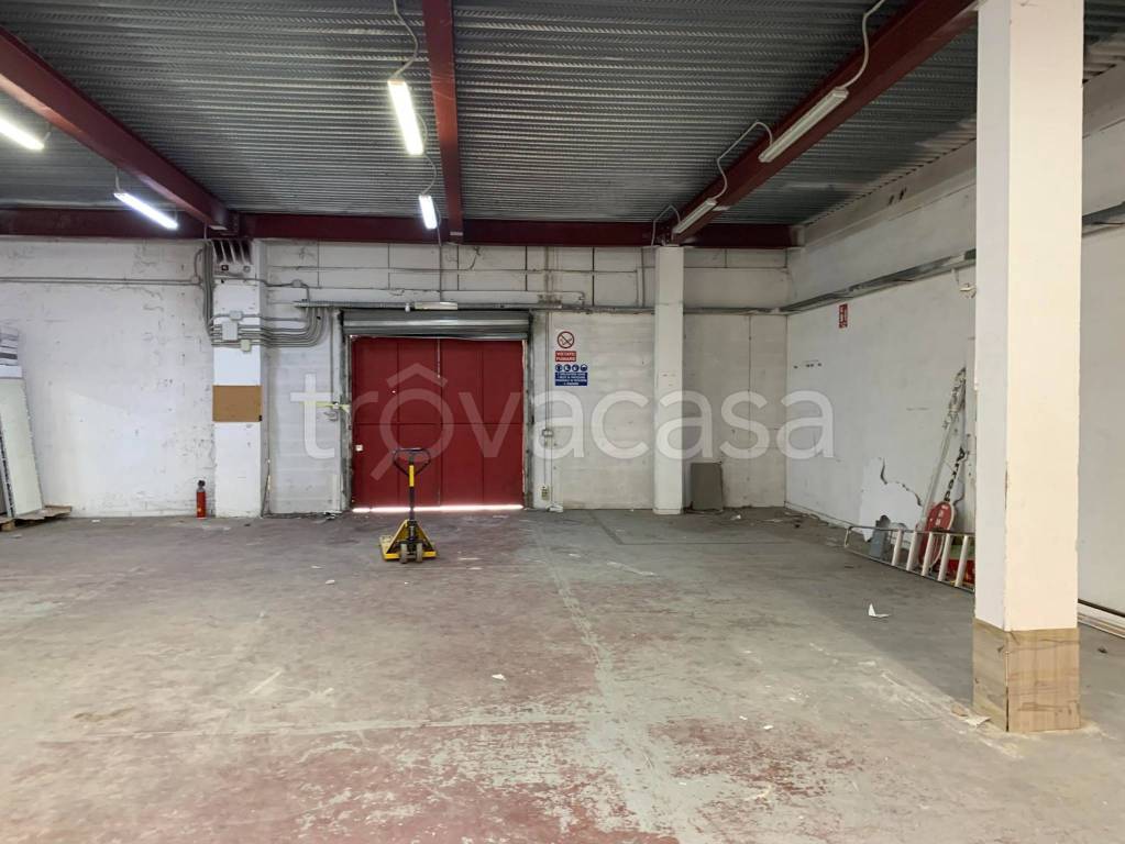 negozio in affitto a Roma in zona Prenestino-Labicano
