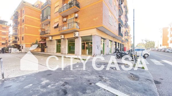 locale commerciale in affitto a Roma in zona Prenestino-Centocelle