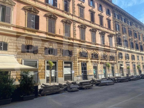 negozio in affitto a Roma in zona Rione Prati