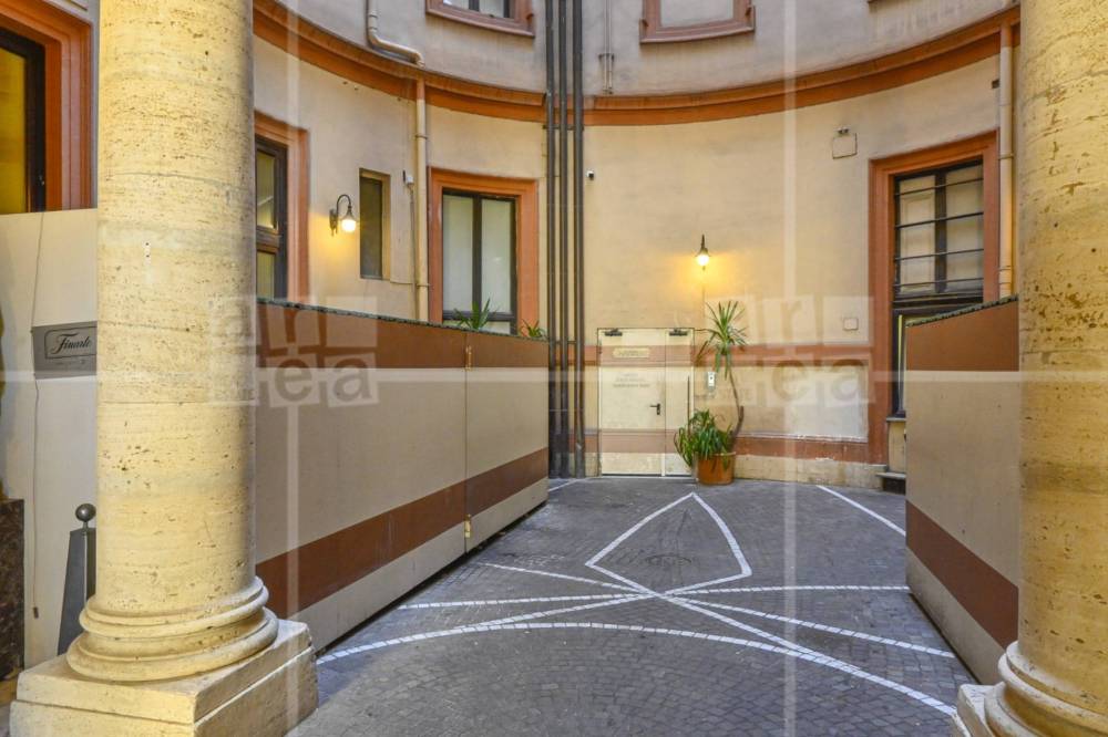 ufficio in affitto a Roma in zona Trevi-Colonna