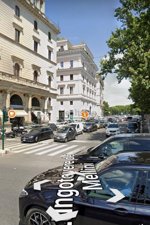 negozio in affitto a Roma in zona Rione Prati