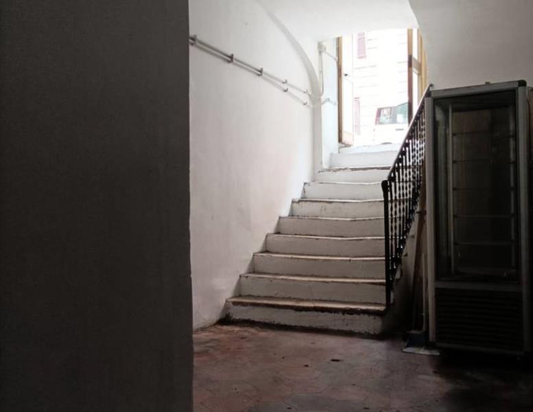 negozio in affitto a Roma in zona Rione Prati