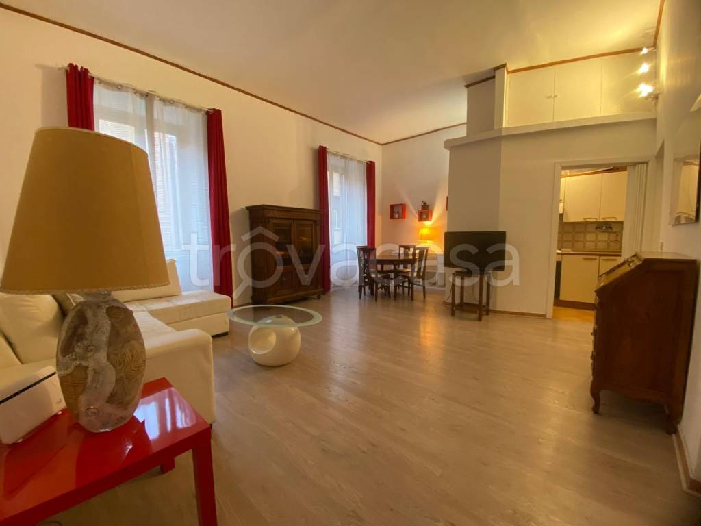 appartamento in affitto a Roma in zona Rione Monti/Campitelli