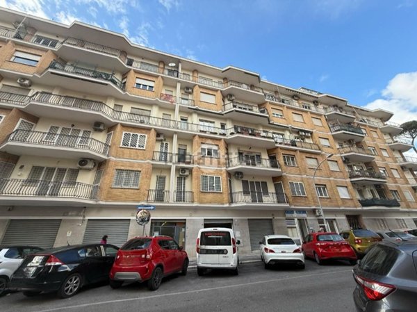 locale commerciale in affitto a Roma in zona Trionfale