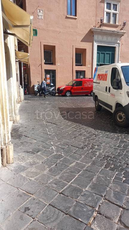 appartamento in affitto a Roma in zona Parione/Sant'Eustachio
