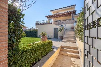 casa indipendente in affitto a Roma in zona Aurelio