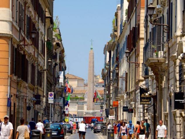 negozio in affitto a Roma in zona Campo Marzio