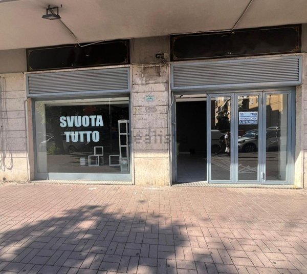 locale commerciale in affitto a Roma in zona Ostia