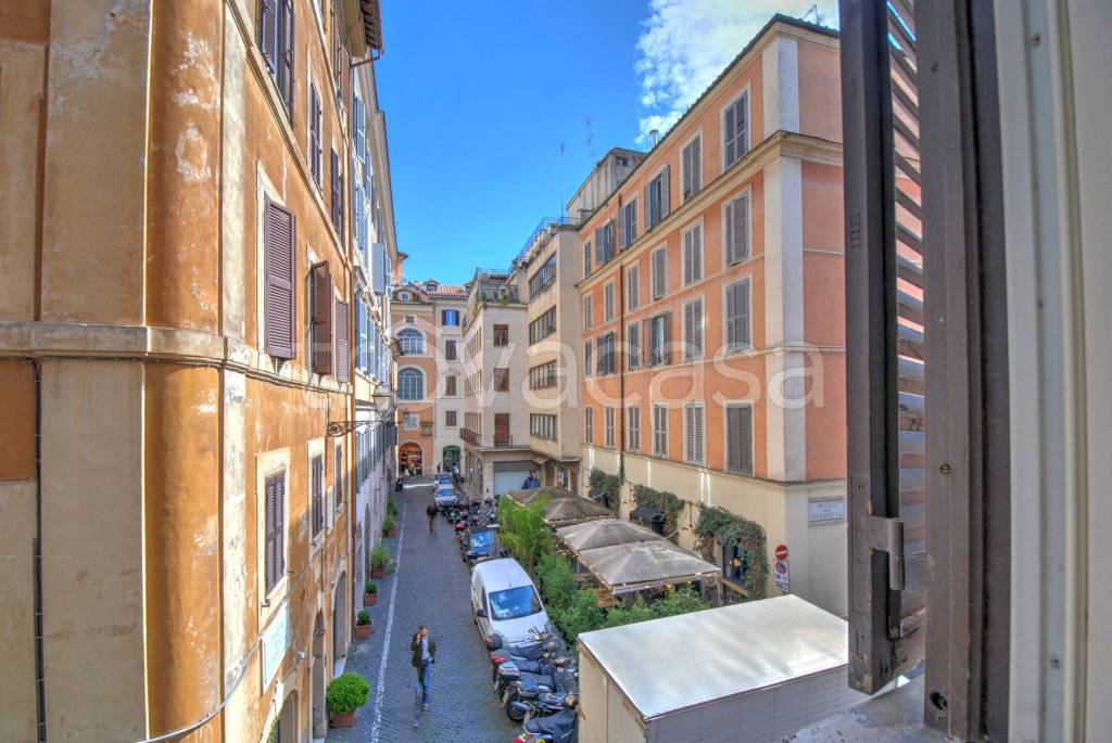 ufficio in affitto a Roma in zona Trevi-Colonna