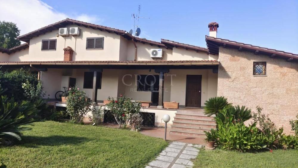 casa indipendente in affitto a Roma in zona Castel di Leva