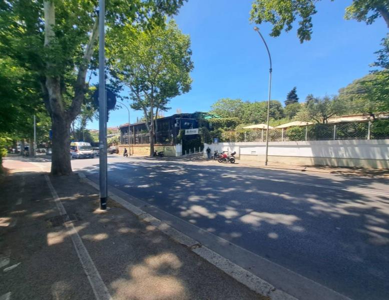 locale commerciale in affitto a Roma in zona Ostiense