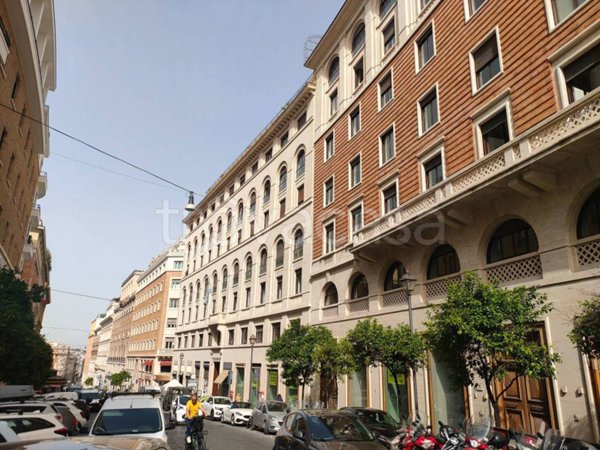 ufficio in affitto a Roma in zona Trevi-Colonna
