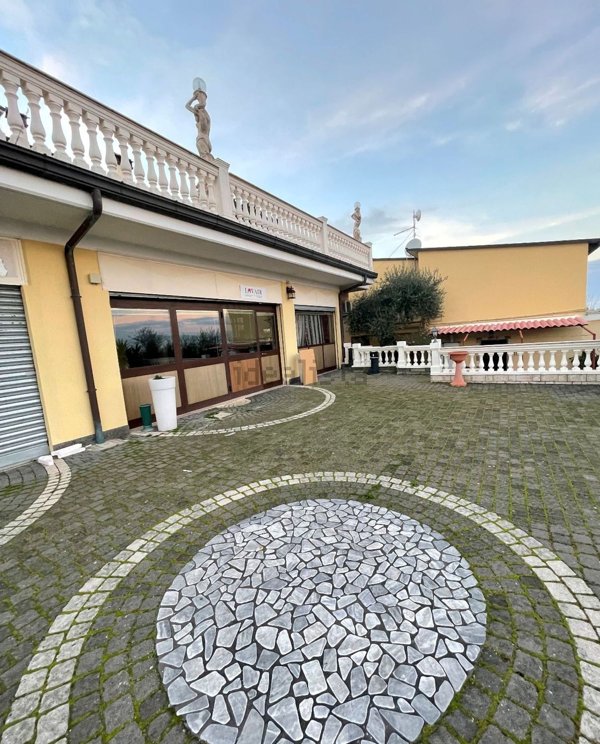 ufficio in affitto a Roma in zona Finocchio