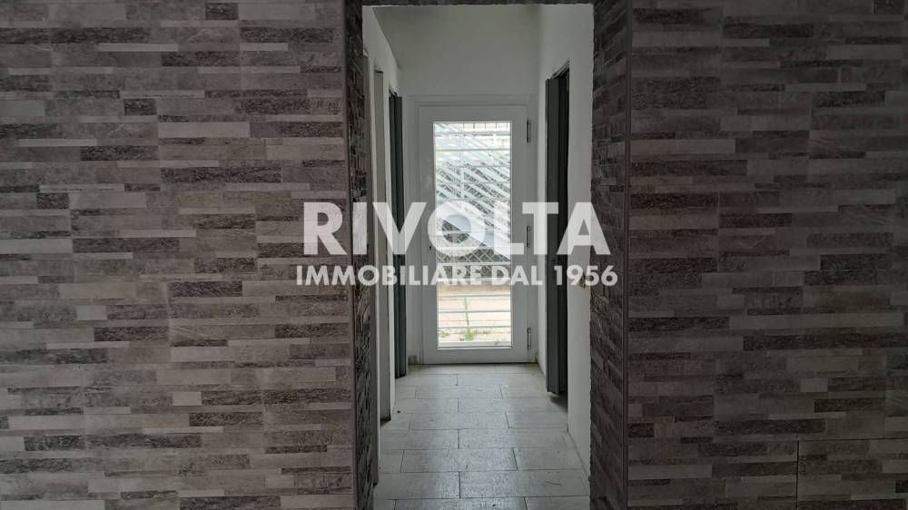 locale commerciale in affitto a Roma