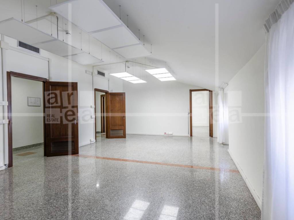 ufficio in affitto a Roma in zona Rione Monti/Campitelli