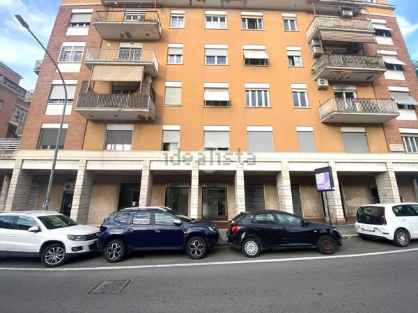 locale commerciale in affitto a Roma in zona Aurelio