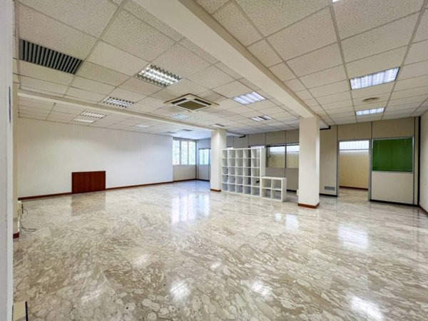 ufficio in affitto a Roma in zona Ardeatino