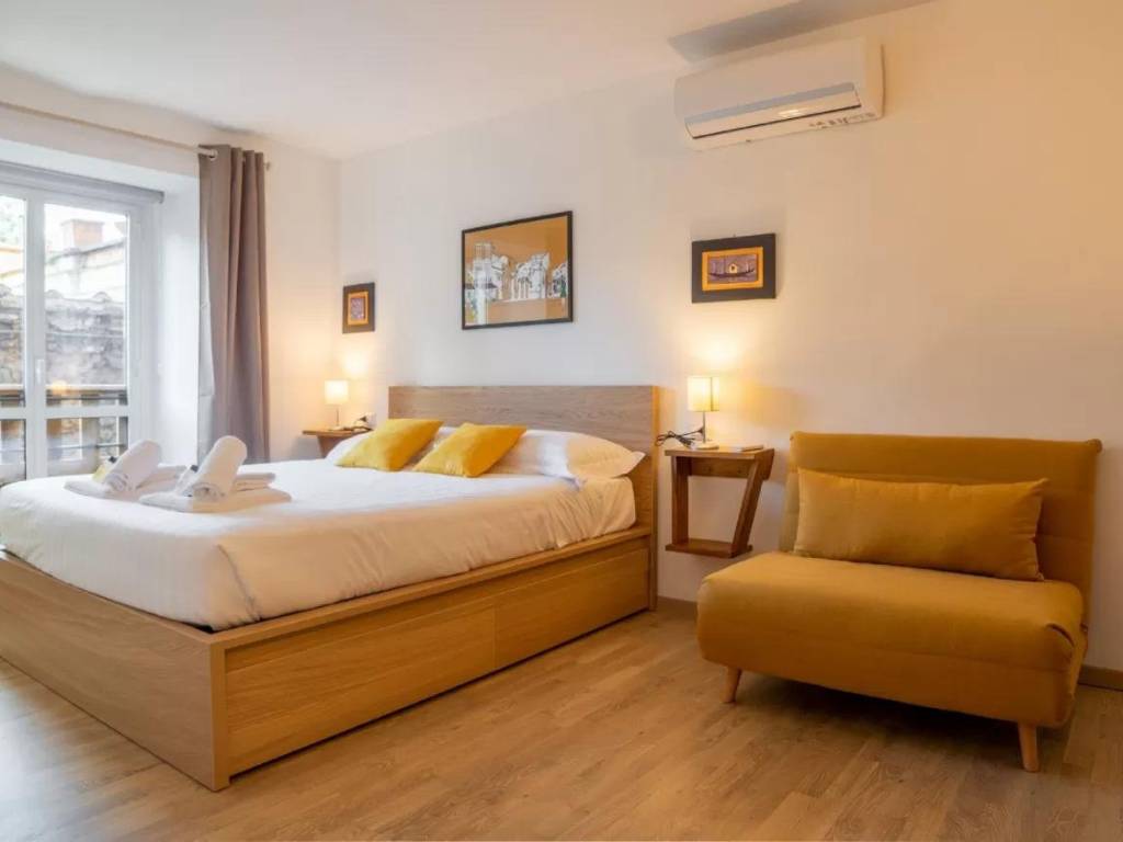 appartamento in affitto a Roma in zona Trevi-Colonna