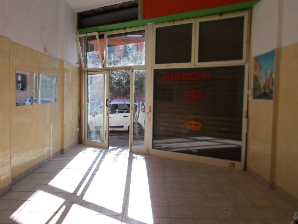 negozio in affitto a Roma in zona Collatino