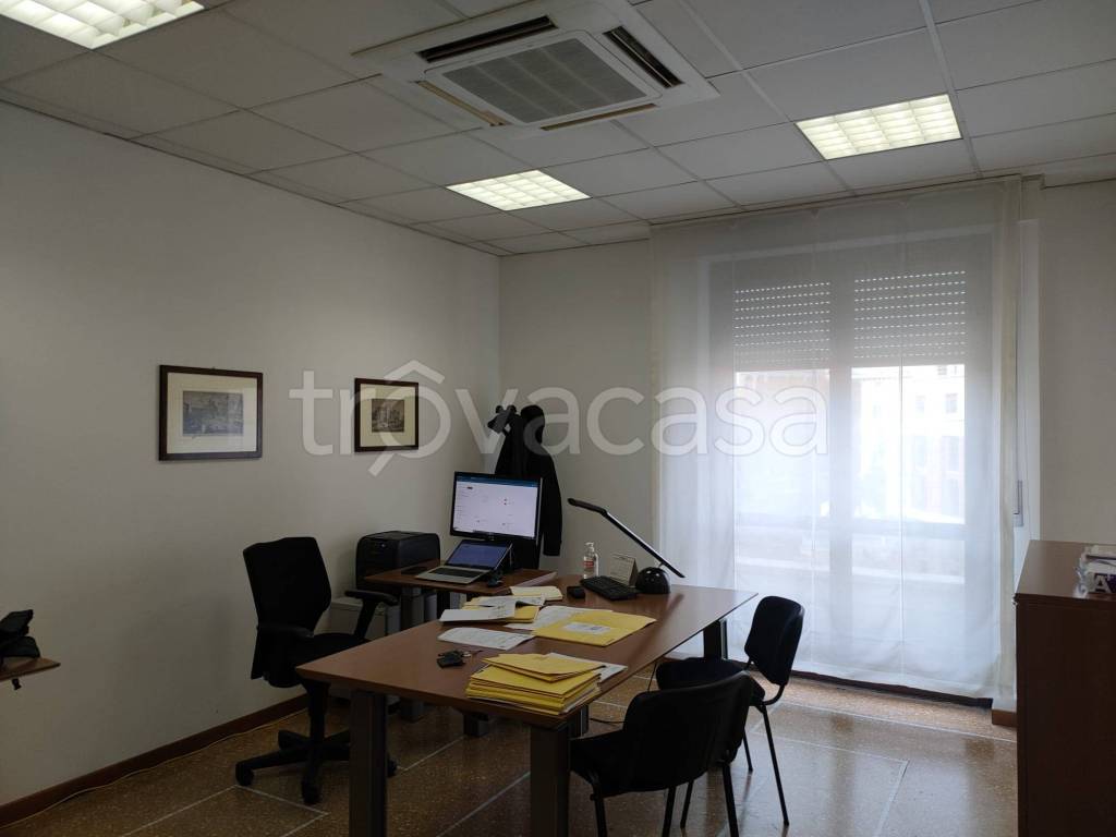 ufficio in affitto a Roma in zona Ludovisi/Sallustiano