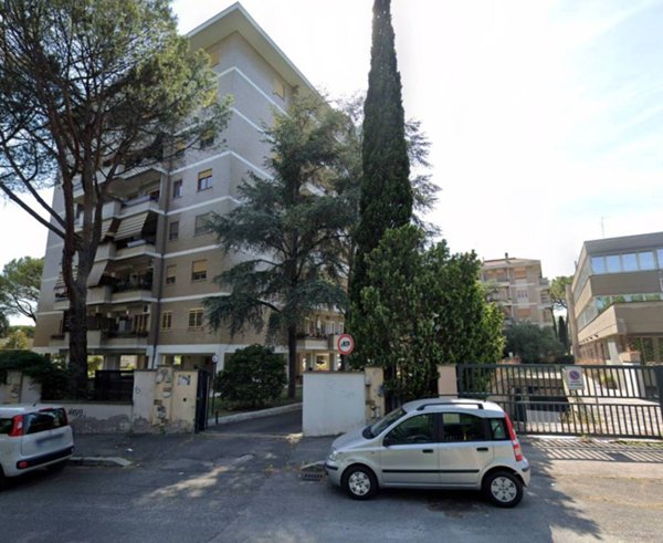 ufficio in affitto a Roma in zona Torrino