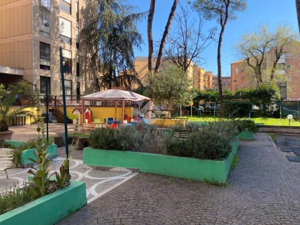 ufficio in affitto a Roma in zona Cinecittà