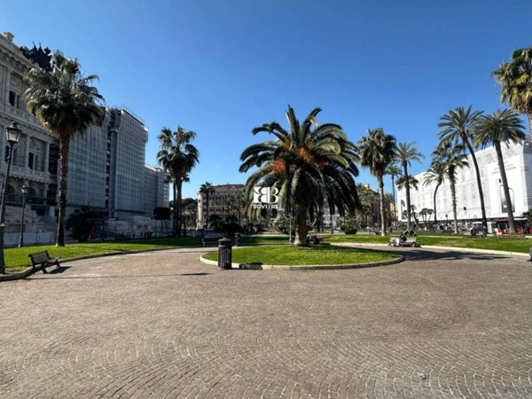 negozio in affitto a Roma in zona Rione Prati