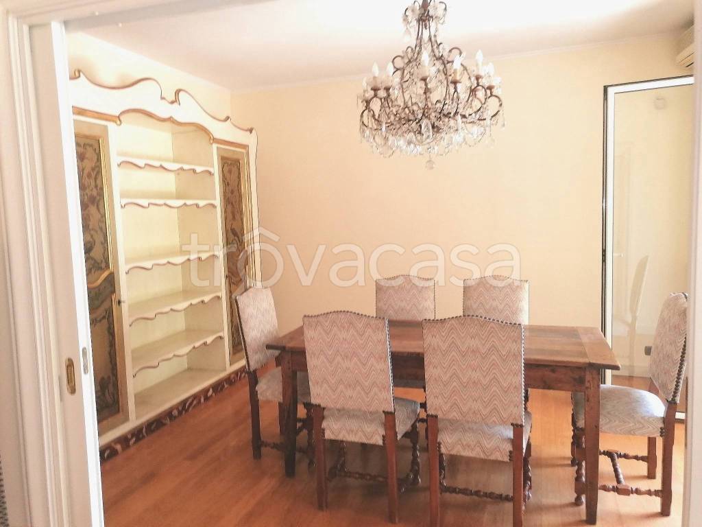 appartamento in affitto a Roma in zona EUR