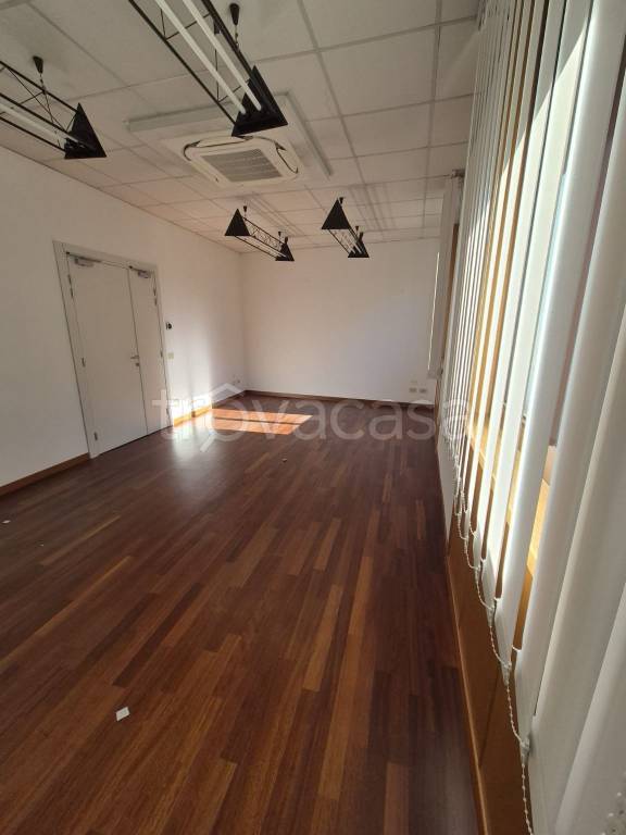 ufficio in affitto a Roma in zona Trevi-Colonna