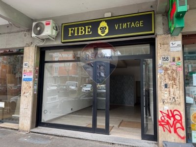 negozio in affitto a Roma in zona Appio Claudio