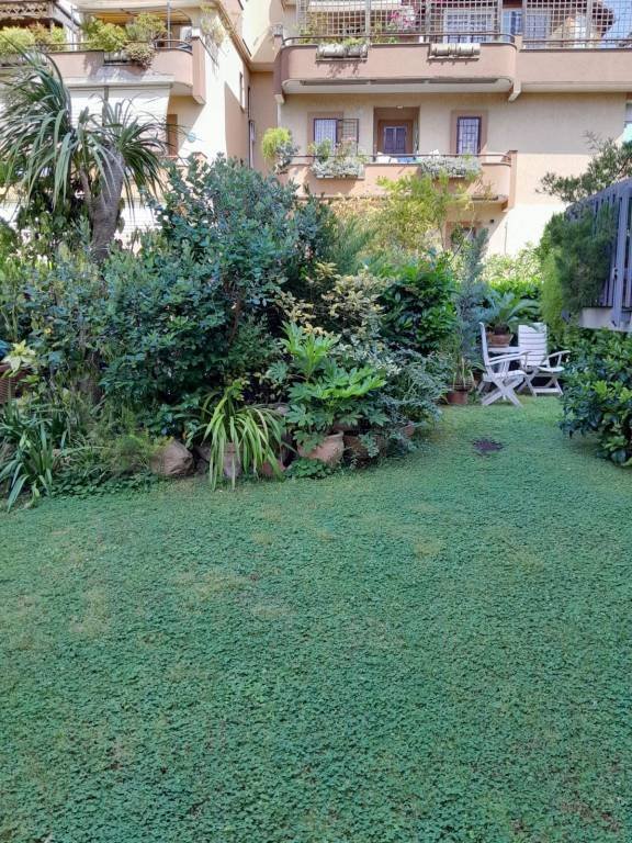 appartamento in affitto a Roma in zona Torre Gaia