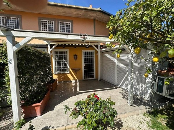 appartamento in affitto a Roma in zona Casal Palocco