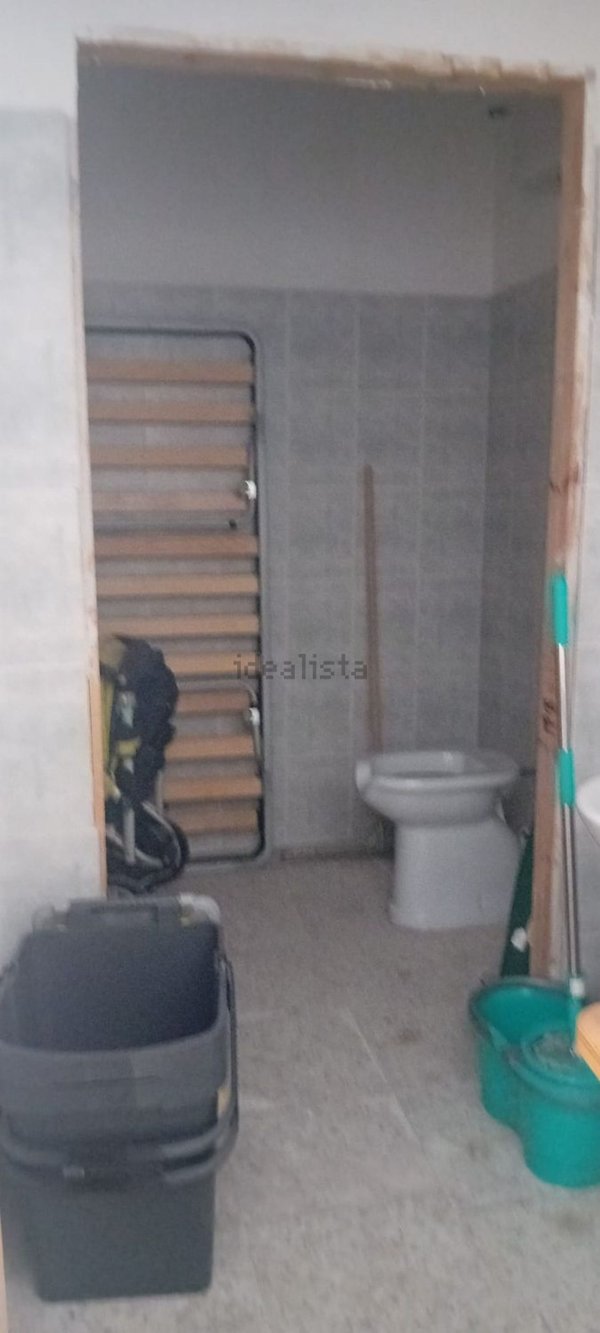 locale commerciale in affitto a Roma in zona Finocchio