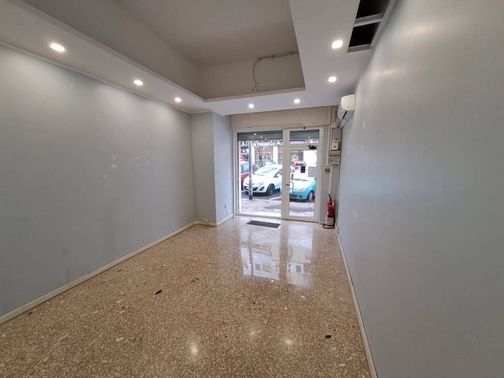 negozio in affitto a Roma in zona Prenestino-Centocelle
