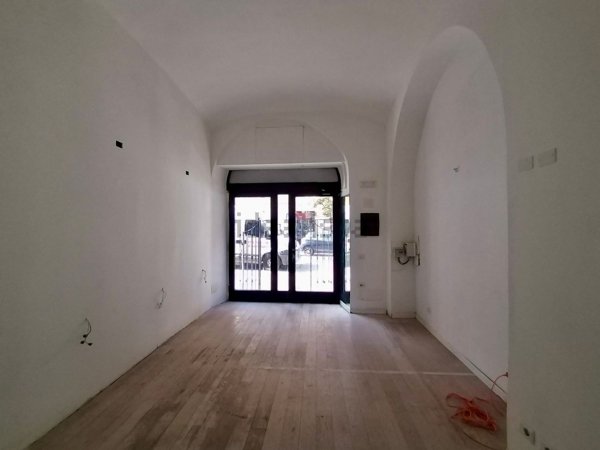 locale commerciale in affitto a Roma in zona Salario