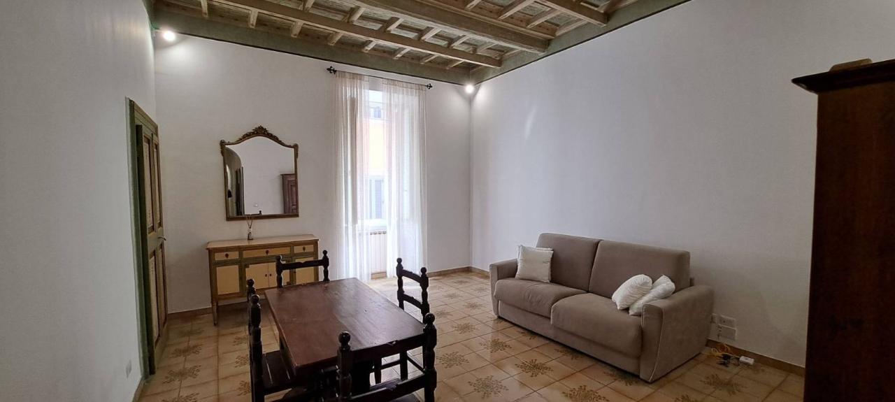 appartamento in affitto a Roma in zona Rione Regola
