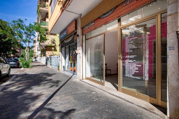 locale commerciale in affitto a Roma in zona Ostia