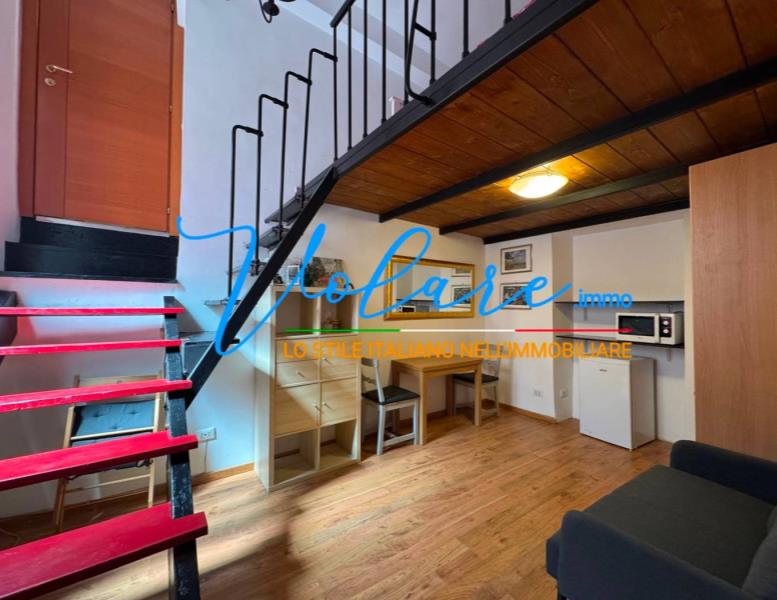 monolocale in affitto a Roma in zona Trevi-Colonna