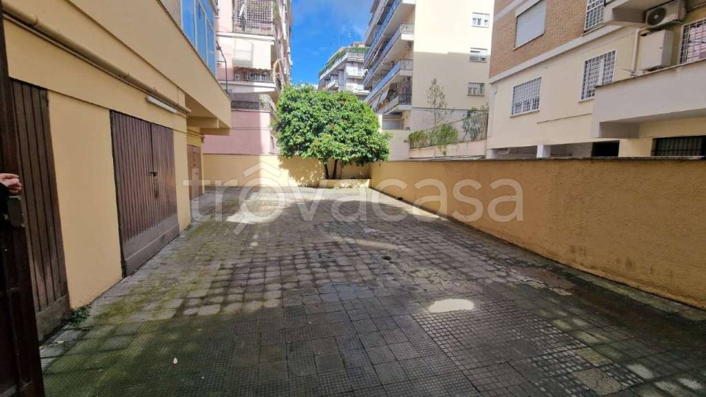 locale commerciale in affitto a Roma in zona Tiburtino