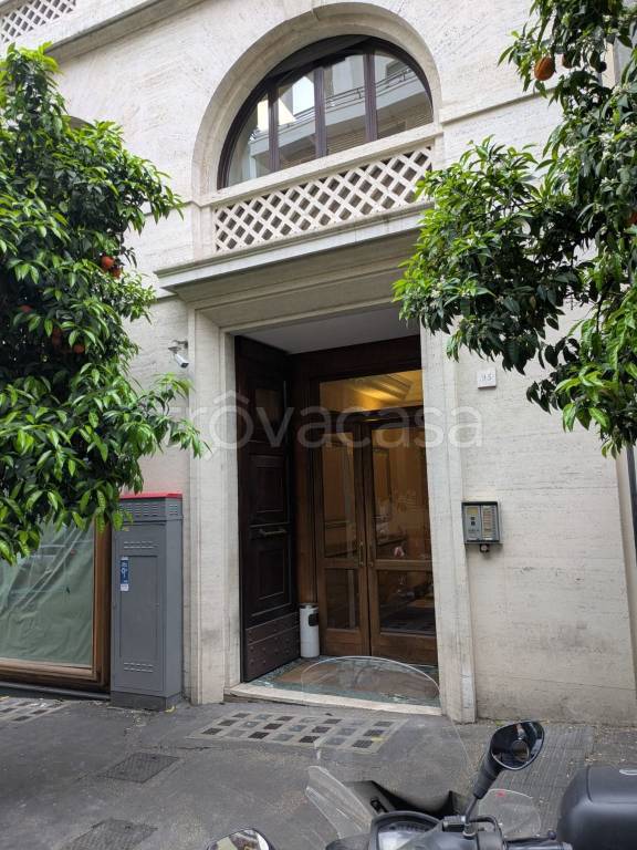 ufficio in affitto a Roma in zona Trevi-Colonna
