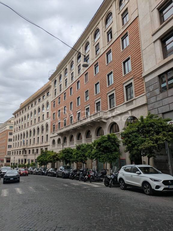 ufficio in affitto a Roma in zona Trevi-Colonna