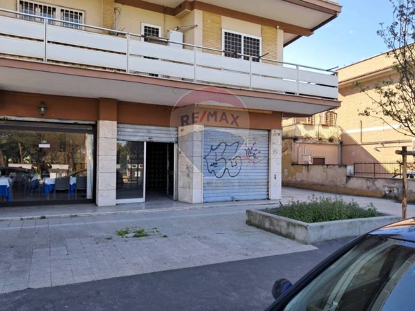 negozio in affitto a Roma in zona Torrevecchia