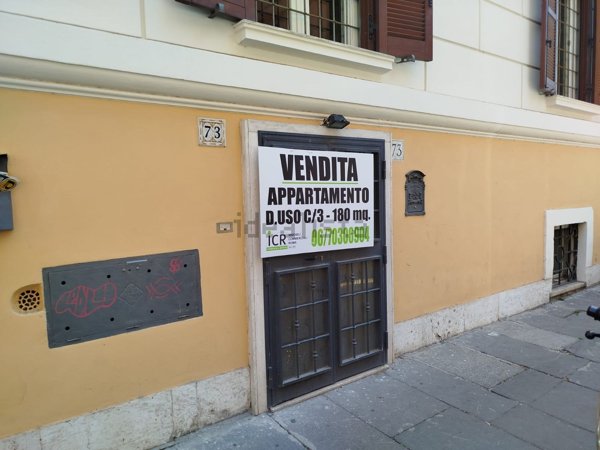 appartamento in affitto a Roma in zona Rione Monti/Campitelli