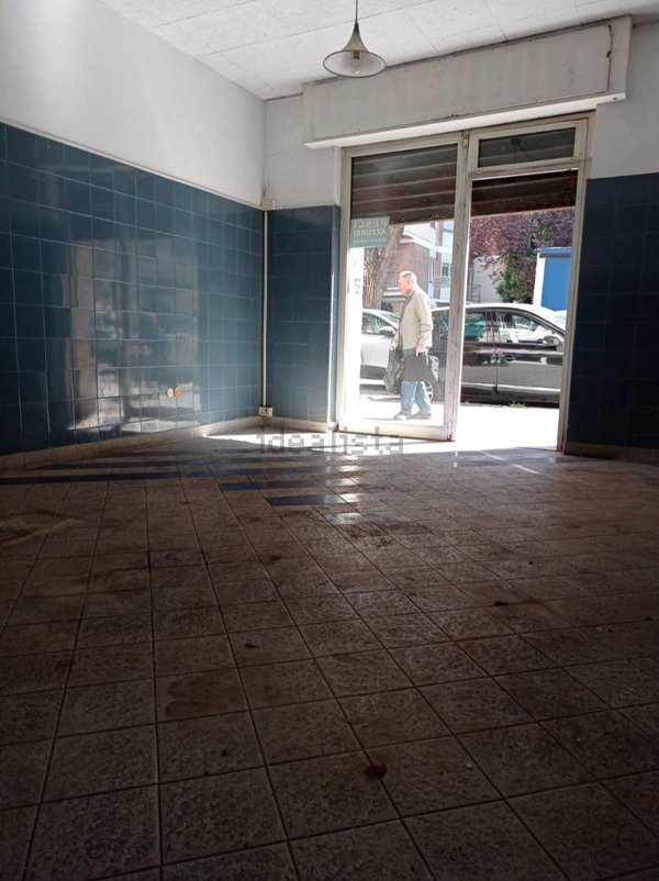 locale commerciale in affitto a Roma in zona Ostiense