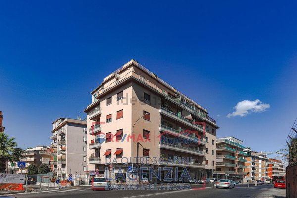 locale commerciale in affitto a Roma in zona Primavalle